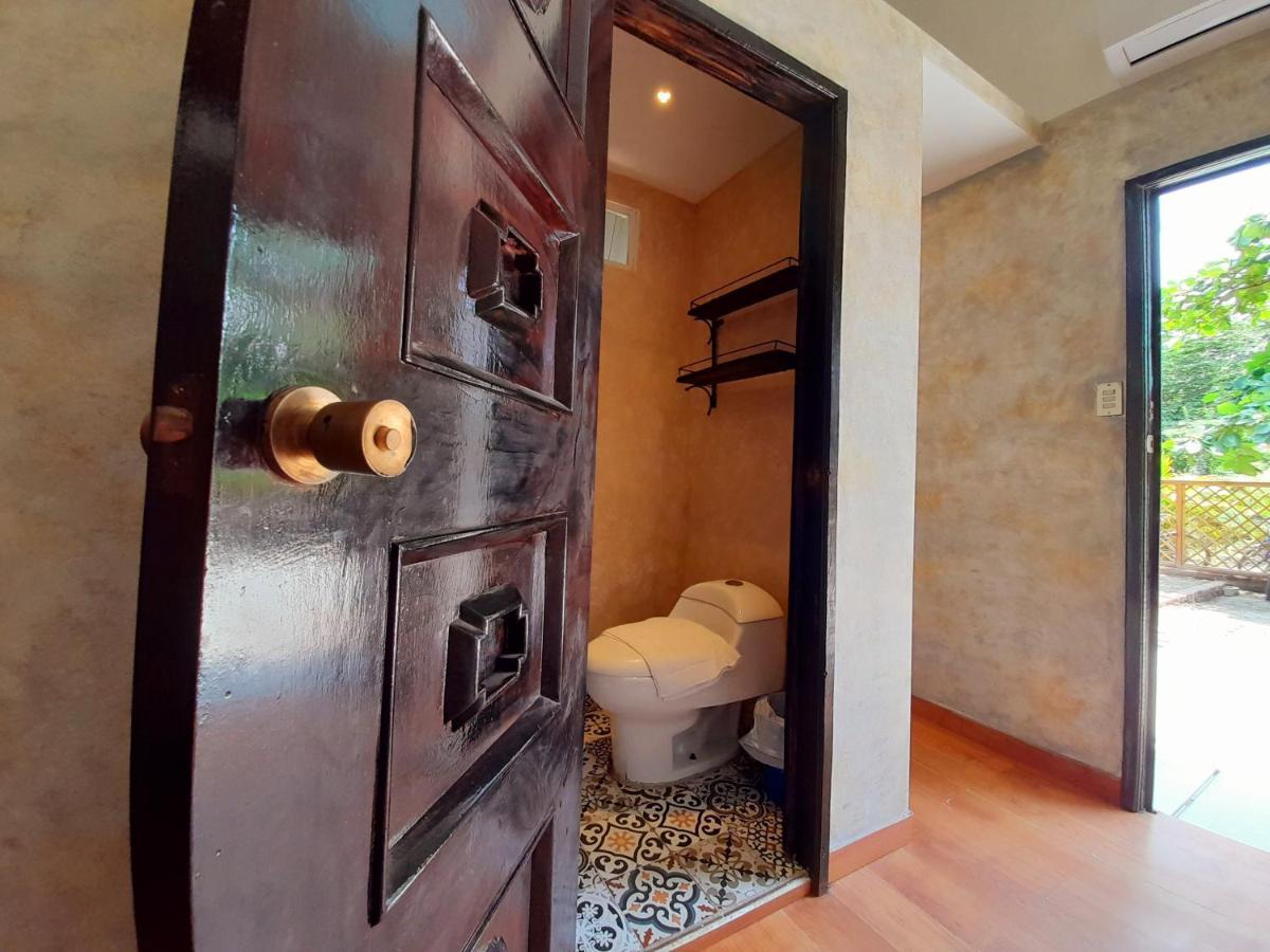 Argueta Hotel San Luis エクステリア 写真